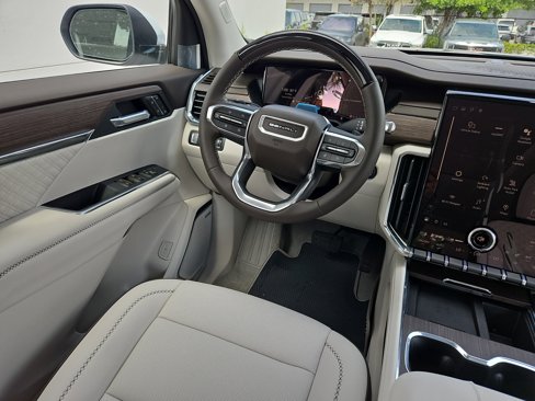 New 2026 GMC Acadia Denali w/ Super Cruise Package image 11