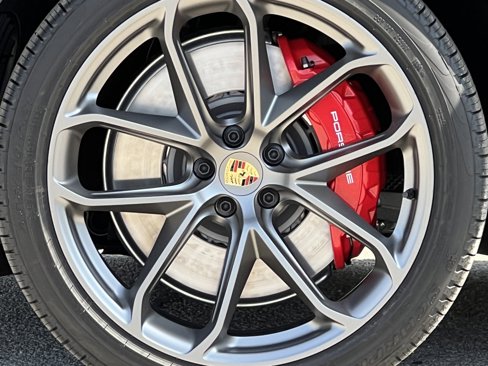 New 2026 Porsche Macan GTS image 12