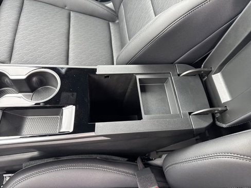 New 2026 Chevrolet Equinox LT w/ Convenience Package II image 29