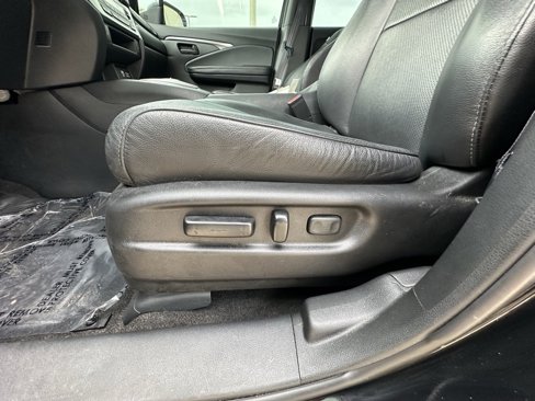 Used 2023 Honda Passport EX-L image 28
