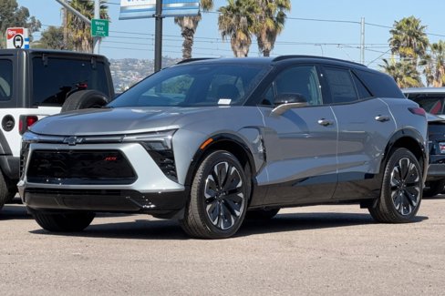New 2025 Chevrolet Blazer EV RS image 8