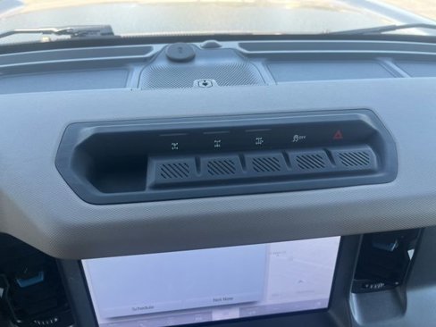 Certified 2024 Ford Bronco Wildtrak image 25
