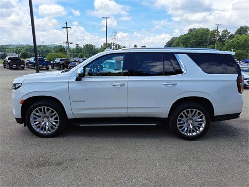 Used 2024 Chevrolet Tahoe Premier image 2
