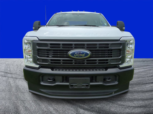 New 2026 Ford F350 XL image 8