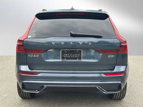 New 2026 Volvo XC60 B5 Plus w/ Protection Package Premier image 4