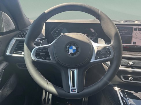 New 2026 BMW X7 M60i image 9