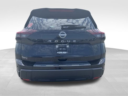 New 2026 Nissan Rogue SV image 4