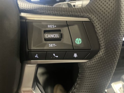 New 2025 Mitsubishi Outlander SEL image 18