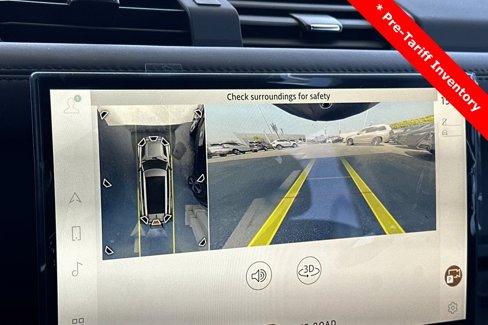 New 2024 Land Rover Defender 130 X-Dynamic SE image 18