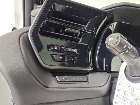 New 2026 Lexus TX 500h AWD image 27