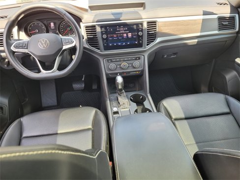 Used 2021 Volkswagen Atlas SE image 16