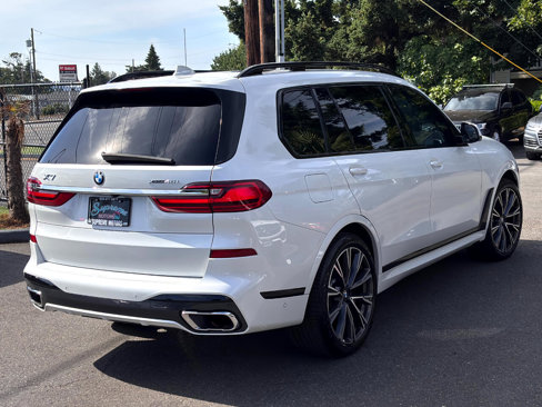 Used 2022 BMW X7 xDrive40i w/ M Sport Package image 16