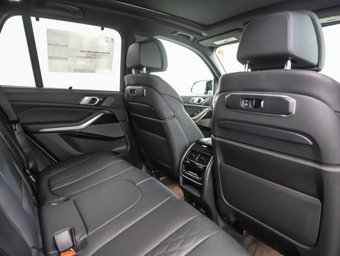 New 2026 BMW X5 M60i image 25
