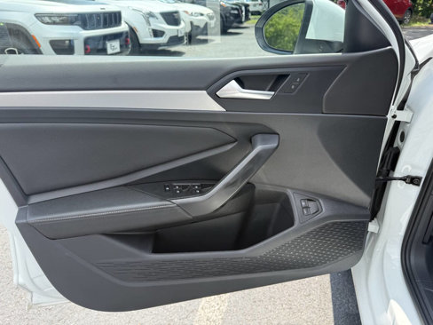 Used 2024 Volkswagen Jetta S image 18