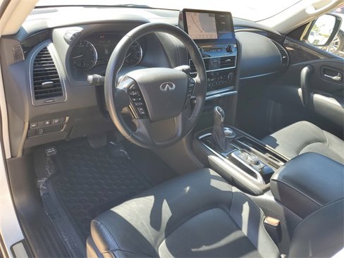 Used 2024 INFINITI QX80 Luxe image 4