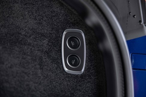 Used 2025 Aston Martin DBX 707 image 18