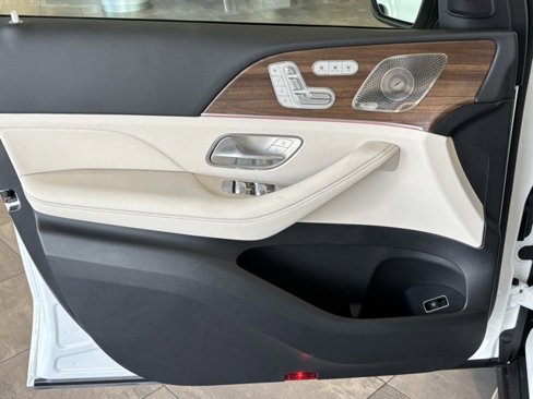 New 2026 Mercedes-Benz GLS 450 4MATIC image 13