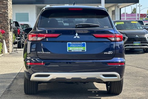 New 2025 Mitsubishi Outlander SEL image 6