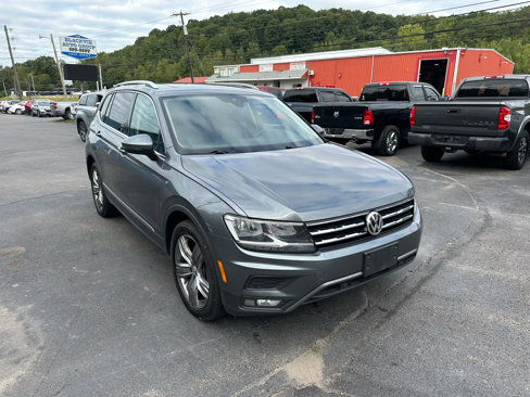 Used 2021 Volkswagen Tiguan SEL w/ 3rd Row Seat Package image 3