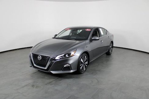 Certified 2021 Nissan Altima 2.5 SV w/ SV Premium Package image 2