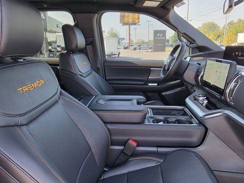 New 2025 Ford Expedition Tremor image 12