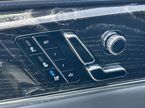 New 2026 Cadillac Escalade IQ Luxury 1 image 21