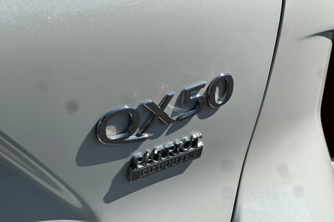 New 2022 INFINITI QX50 Sensory image 53