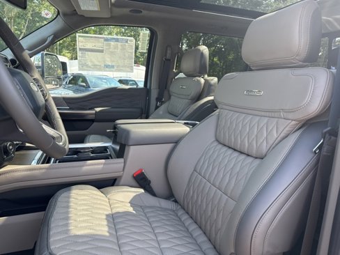 New 2026 Ford F250 Platinum image 10