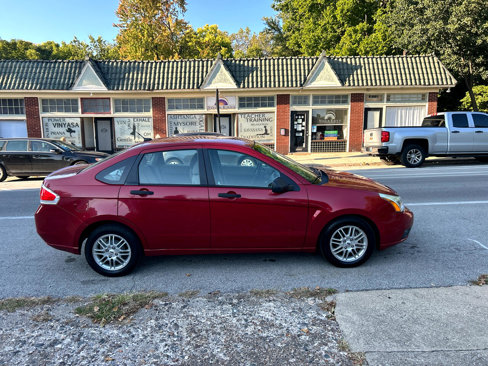 Used 2009 Ford Focus SE image 4