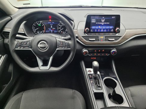 Used 2023 Nissan Altima 2.5 SV image 22