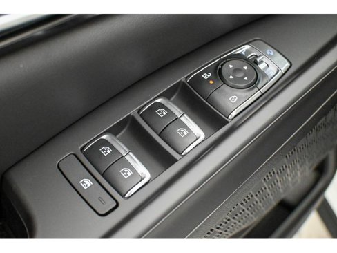 New 2026 Kia Carnival SX w/ SX Dark Edition Package image 19
