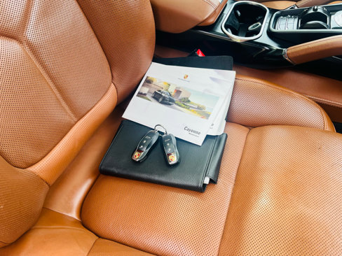 Used 2018 Porsche Cayenne S image 27