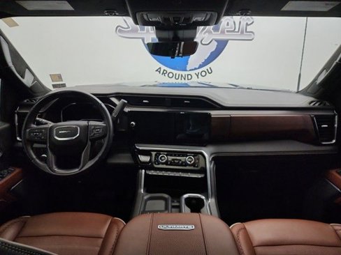 Used 2024 GMC Sierra 2500 Denali Ultimate w/ Snow Plow Prep/Camper Package image 20