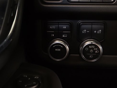 Used 2023 GMC Yukon SLT image 21