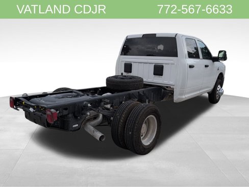 New 2026 RAM 3500 Tradesman w/ Chrome Appearance Group image 8