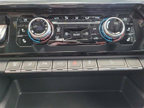 New 2025 GMC Sierra 2500 Denali w/ Denali Reserve Package image 23