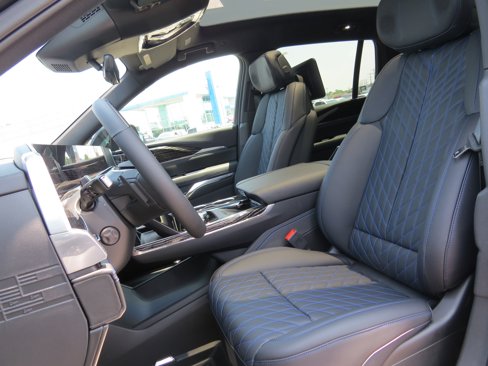 New 2026 Cadillac Escalade IQ Sport 1 w/ LPO, Floor Liner Package image 18