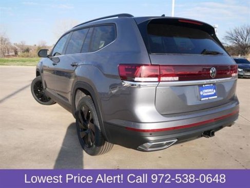 New 2025 Volkswagen Atlas SE image 3