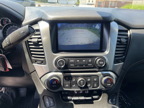 Used 2020 Chevrolet Suburban LT image 21