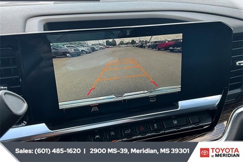 Used 2024 GMC Sierra 1500 SLE image 15