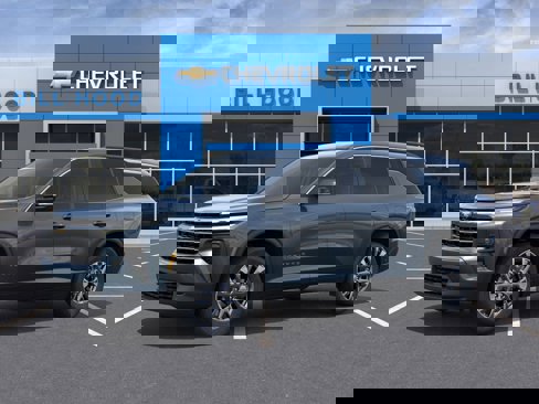 New 2026 Chevrolet Traverse LT image 1