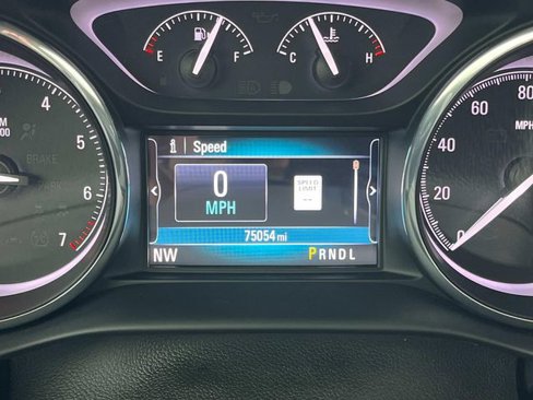 Used 2019 Buick Envision Essence image 39