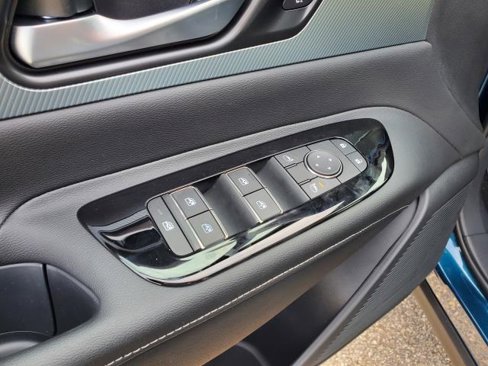 New 2025 Nissan Murano SL image 12