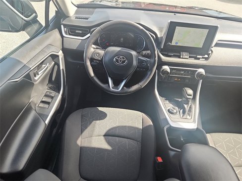 Used 2024 Toyota RAV4 XLE image 7