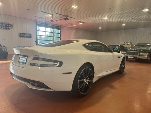 Used 2015 Aston Martin DB9 Coupe image 8