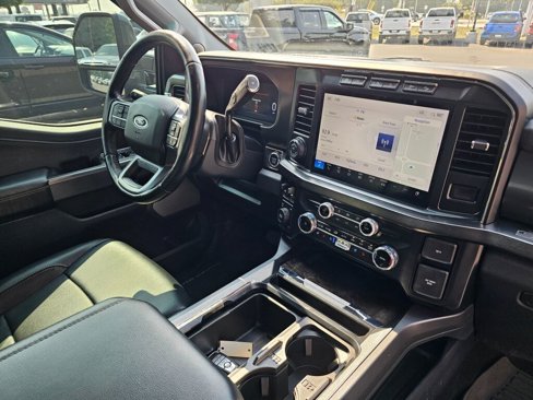 Used 2023 Ford F350 Lariat w/ Lariat Ultimate Package image 10
