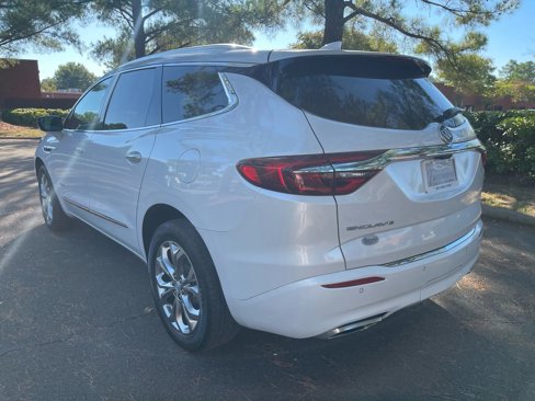 Used 2021 Buick Enclave Avenir w/ Avenir Technology Package image 3