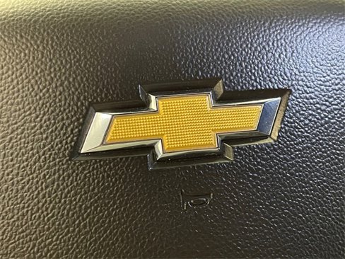 Used 2023 Chevrolet Suburban Premier image 30