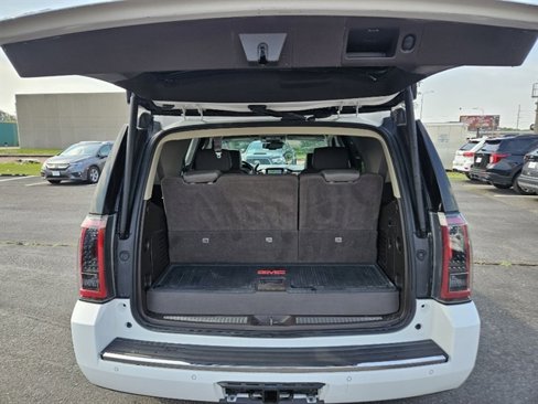 Used 2015 GMC Yukon Denali w/ Open Road Package image 15