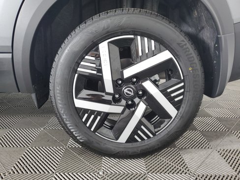 New 2026 Nissan Kicks SV image 30
